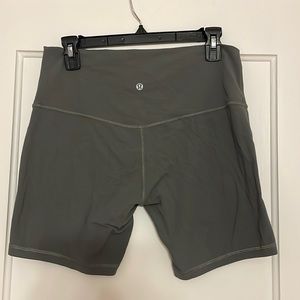 Luluemon size 12 women’s biker shorts